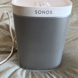 Sonos Speaker in White and Gray